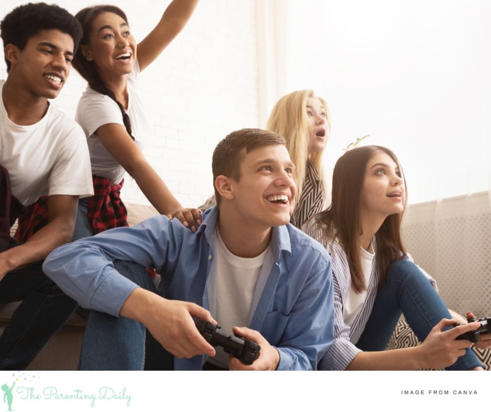 picture of teenagers playing video games